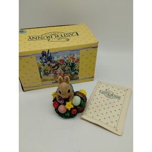 United Design Co. The Easter Bunny Family "Easter Egg Hunt" Dated 1988 VTG USA